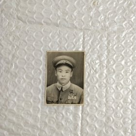 志愿军战士证件照1张