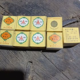 老药盒：天津达仁堂制药厂回生牌牛黄降压丸盒9个 八十年代
