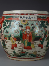 明五彩寿仙带子纹狮耳卷缸