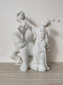 美女与白象