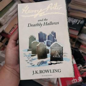 Harry Potter and the Deathly Hallows哈利波特与死亡圣器