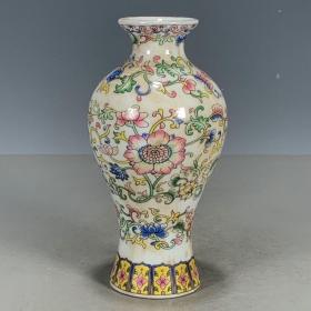 乾隆年制珐琅彩花卉纹梅瓶 瓷器