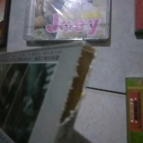 红太阳30首红太阳大联唱  获奖英文儿歌  脱拉库乐队   新年快乐2000  容祖儿为你万岁  彝人制造(6盘光盘合售)