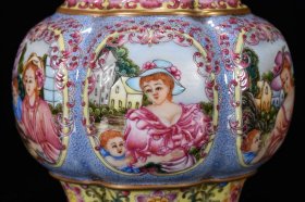 清乾隆年珐琅彩西洋人物纹描金小罐11*12厘米