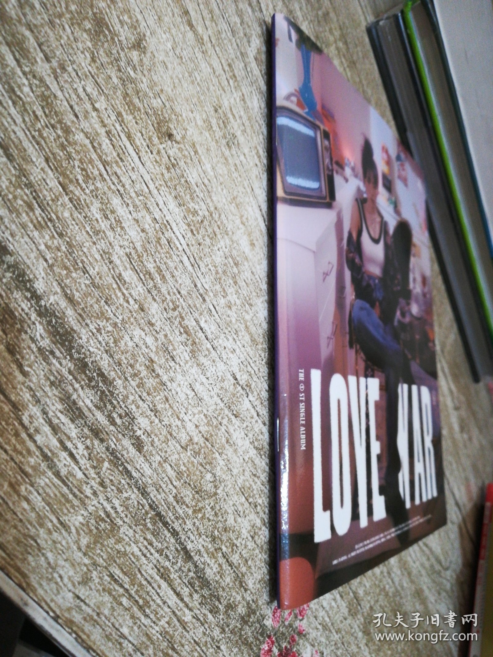 韩国女子个人专辑 LOVE WAR YN