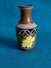 清代紫砂挂釉镂空小瓶，高14.8/直径7.5厘米，保老保真。