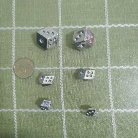 钮扣，金属银色大中小三种6个