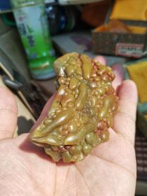 老寿山精雕苦瓜,绝了。中国工艺美术大师作品。