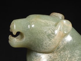 汉和田玉灰皮熊