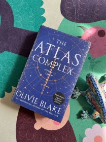 *推荐收藏* 「作者签名版」The Atlas Complex 阿特拉斯复合体(暂译名) 书口彩绘 一版一印 英国原版 精装