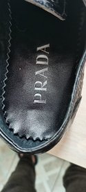 PRDAD，全新没穿过，欧洲版38码的纯皮鞋，欧洲版鞋码偏大 感兴趣的话点“我想要”和我私聊吧～