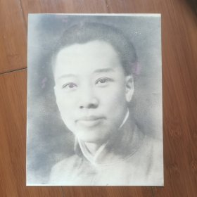 80年代翻拍民国时期的大尺幅黑白照片，26x20cm。