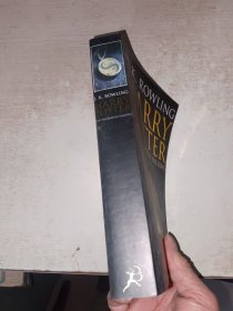 HARRY POTTER AND THE DEATHLY HALLOWS 小32开