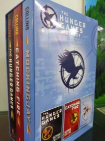 The Hunger Games Trilogy Box Set (Books 1-3) 饥饿游戏套装（平装）