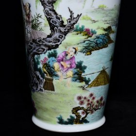 清雍正粉彩鱼家乐纹梅瓶尺寸38*16厘米