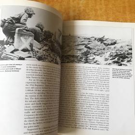 OSPREY PUBLISHING; IWO JIMA 1945 The Marines raise the flag on Mount Suribachi 1945年，硫磺岛海军陆战队在折钵山升起国旗【英文原版 平装16开 书名以图为准 品好看图】