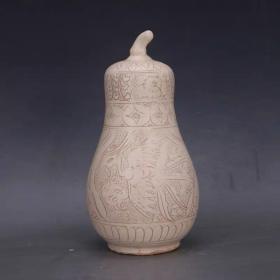 磁州窑白釉凤纹雕刻满工葫芦瓶