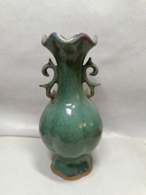 乡下收到古旧双耳瓶一个，品相完好尺寸见图！