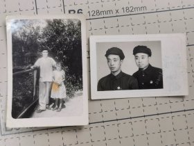 1952年岁尾于上海、1956年上海劳动公园小照片两张
