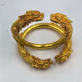 貅休手镯