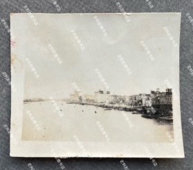 1941年 青岛海岸风情 原版老照片一枚（应为广州地区，照片背面有1941年6月7日“松第二部隊本部”即日军第5师团步兵第21旅团司令部检阅章。）