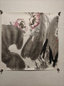【葛伟】陕西商洛人，中国美协会员，陕西国画院特聘画师，陕西省美协委员，商洛市政协常委，商洛书画院院长。陕西中青年书画展评委。“当代中国画杰出人才奖”，“德艺双馨”优秀艺术家！作品多次入选全国美展并获奖中国美协会员，陕西国画院特聘画师，陕西美协会员，商洛书画院院长