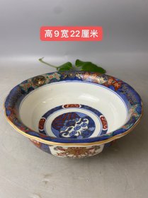 大明万历年间手绘五彩描金开窗老碗 画工精美 瓷质细腻