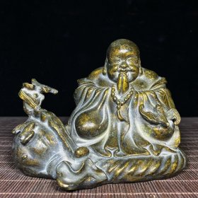 纯铜《福在眼前》弥勒佛祖，高11厘米，宽13.5厘米，重1189克