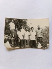 黑白照片：1970年响水 男同志集体留影