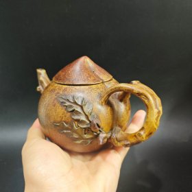 紫砂寿桃壶