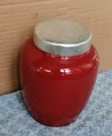 红色釉茶叶罐（旧）高14厘米 腹径10厘米 原物拍照yy