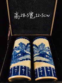 青花山水帽筒一对，纯手工绘画，画工精细，保桨自然，器型独特，品像完整