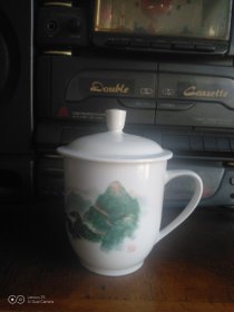 567井冈山图茶杯一只.
