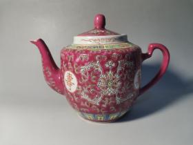 景德镇建国初期粉彩釉菊花纹万寿无疆茶壶一个