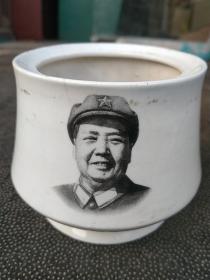 六七十年代瓷茶叶罐