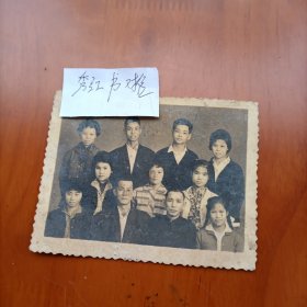 80年代左右人物合照一张