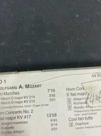 光盘CD:WOLFGANG AMADEUS MOZART 2碟装 有轻微划痕 盒裂 以实拍图购买