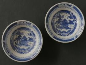 青花小盘一对(景德镇人民瓷厂567瓷)