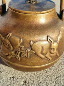 旧藏老铜壶 做工精细，造型独特，保存完好，尺寸如图……