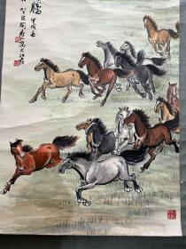 江苏灌南籍画家 阎瘦山 
1994年作群马奔腾 图
101/59