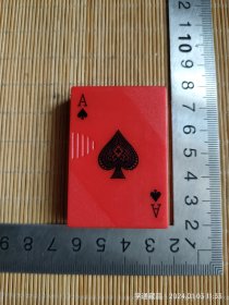 打火机：九十年代扑克牌黑桃A造型塑料材质打火机（请仔细阅读品相描述！）