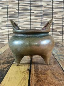 古董  古玩收藏   铜器   铜香炉  尺寸长宽高:14/14/13.5厘米，重量:2.6斤
