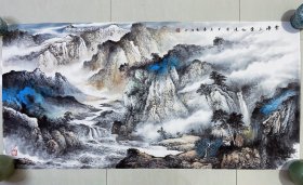 山水画，云峰三叠仙境图，浅绛风格，很有意境，写意画法，皴法点染，纯手绘作品，可以让老师合影，假一赔万，都是本人精心收藏的，支持第三方鉴定，吉林省美协理事苏凤江老师本人真人真迹纯手绘的原创大作，实际画的比照片拍出来要漂亮的多，笔法苍劲有力，浓淡干湿焦，行云流水。尺寸1.38米×70公分的，四尺整张的，家里客厅，沙发背景墙，书房，茶室，办公室都可悬挂，非常大气，整个构图很有味道。装裱后效果非常棒。