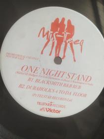 黑胶唱片 ONE NIGHT STAND 一张（没有封套）