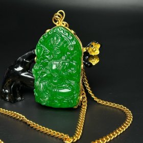 珍藏翡翠冰种帝王绿龙石种玉石鎏金镶嵌雕刻 大势至菩萨 总尺寸：86/46mm左右 总长度：41公分