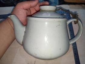 库，民国或建国前后 俄国造型大瓷茶壶，23*13*13cm