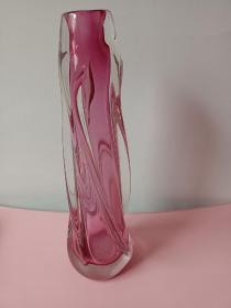 粉玻璃花瓶