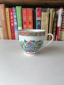 广彩小茶杯