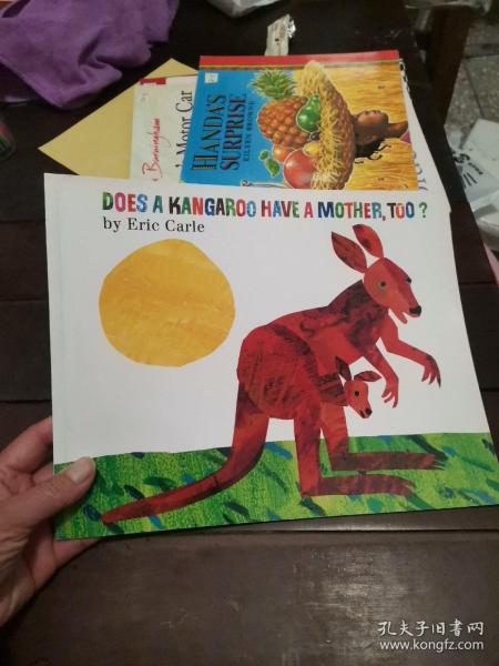 Does a Kangaroo Have a Mother, Too?：Does a Kangaroo Have a Mother, Too? 袋鼠也有妈妈么 ISBN9780064436427