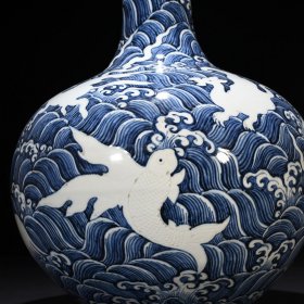 明永乐青花海水刻海兽纹天球瓶 44*32厘米